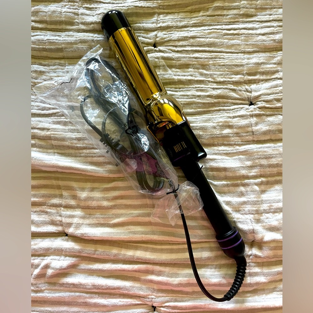 Hot Tools Curling Iron 💫